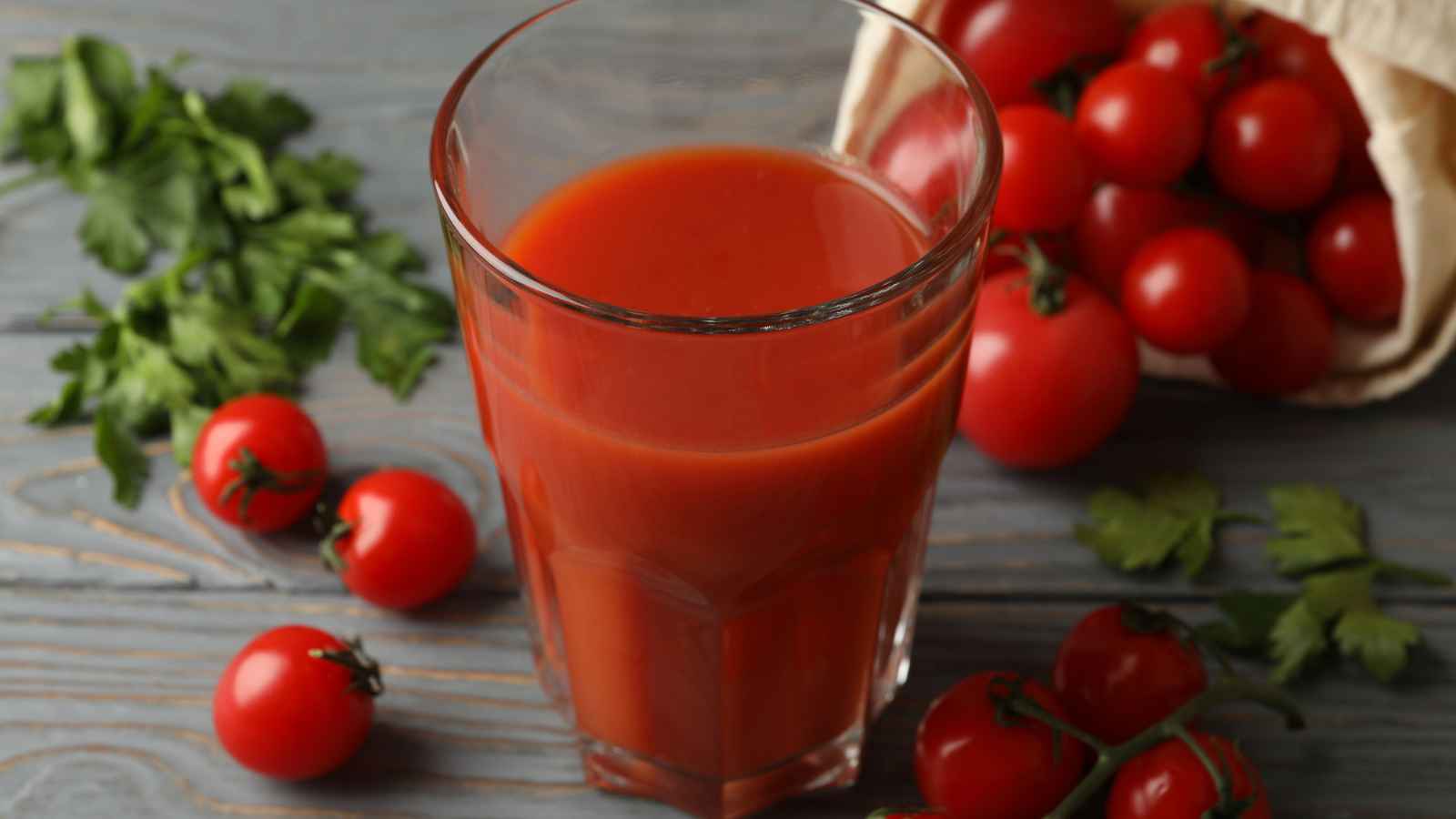 Boost Heart Health & Manage Blood Sugar: Tomato Juice Facts